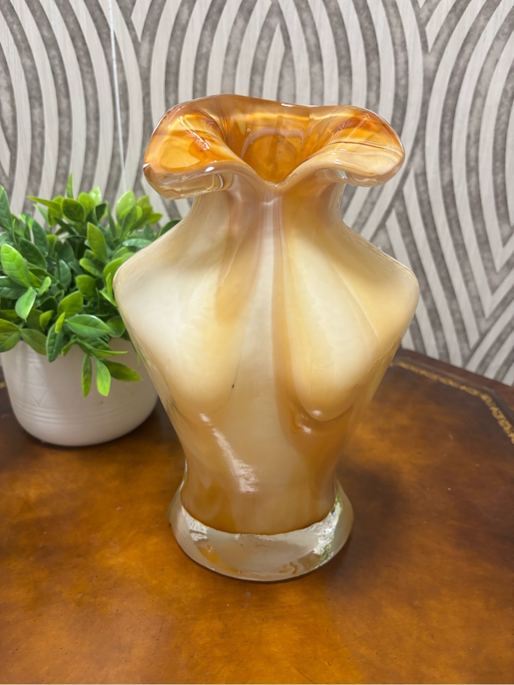 Beautiful heavy Murano style glass bust vase